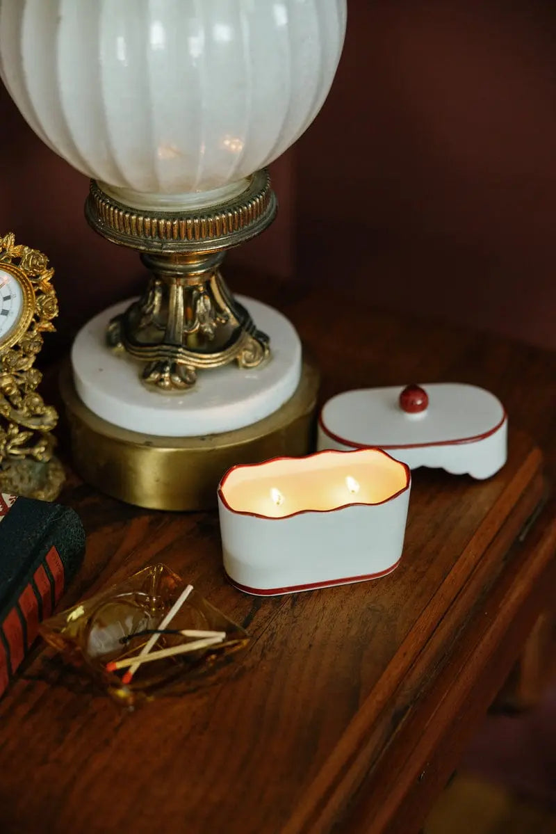 French Linen & Orris - Chérie 5.5 oz Ceramic Candle