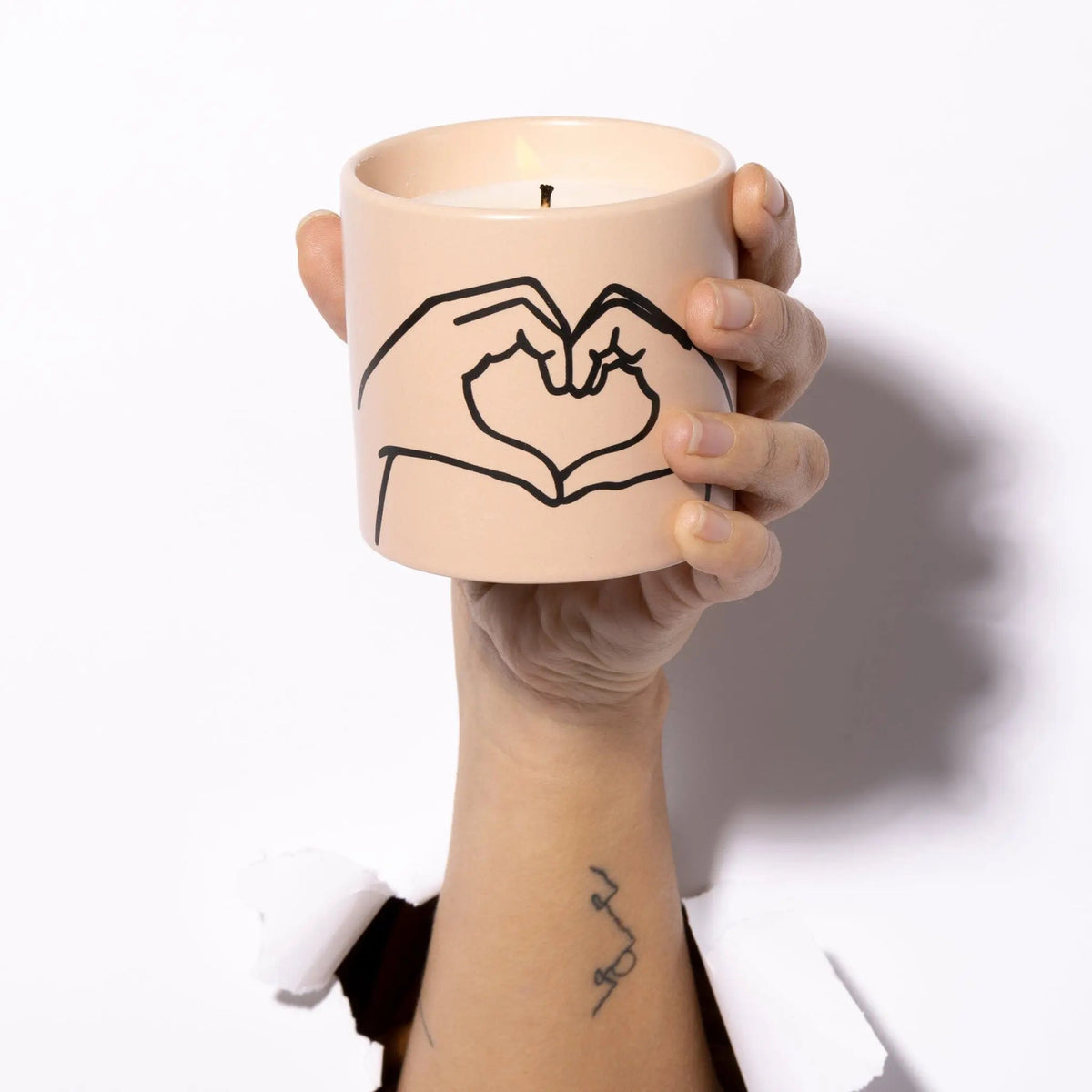 Tobacco + Vanilla Love Ya - Impressions 5.75 oz Candle